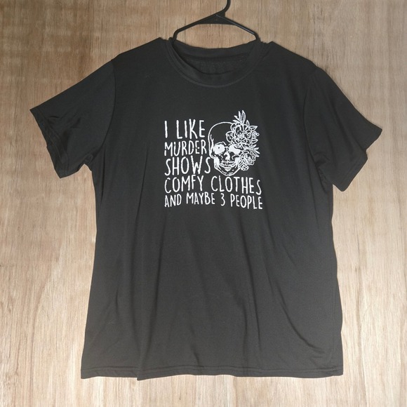 The Unbranded Brand Tops - Murder Shows Comfy Clothes Floral Skull Graphic T-Shirt Black Large True Crime